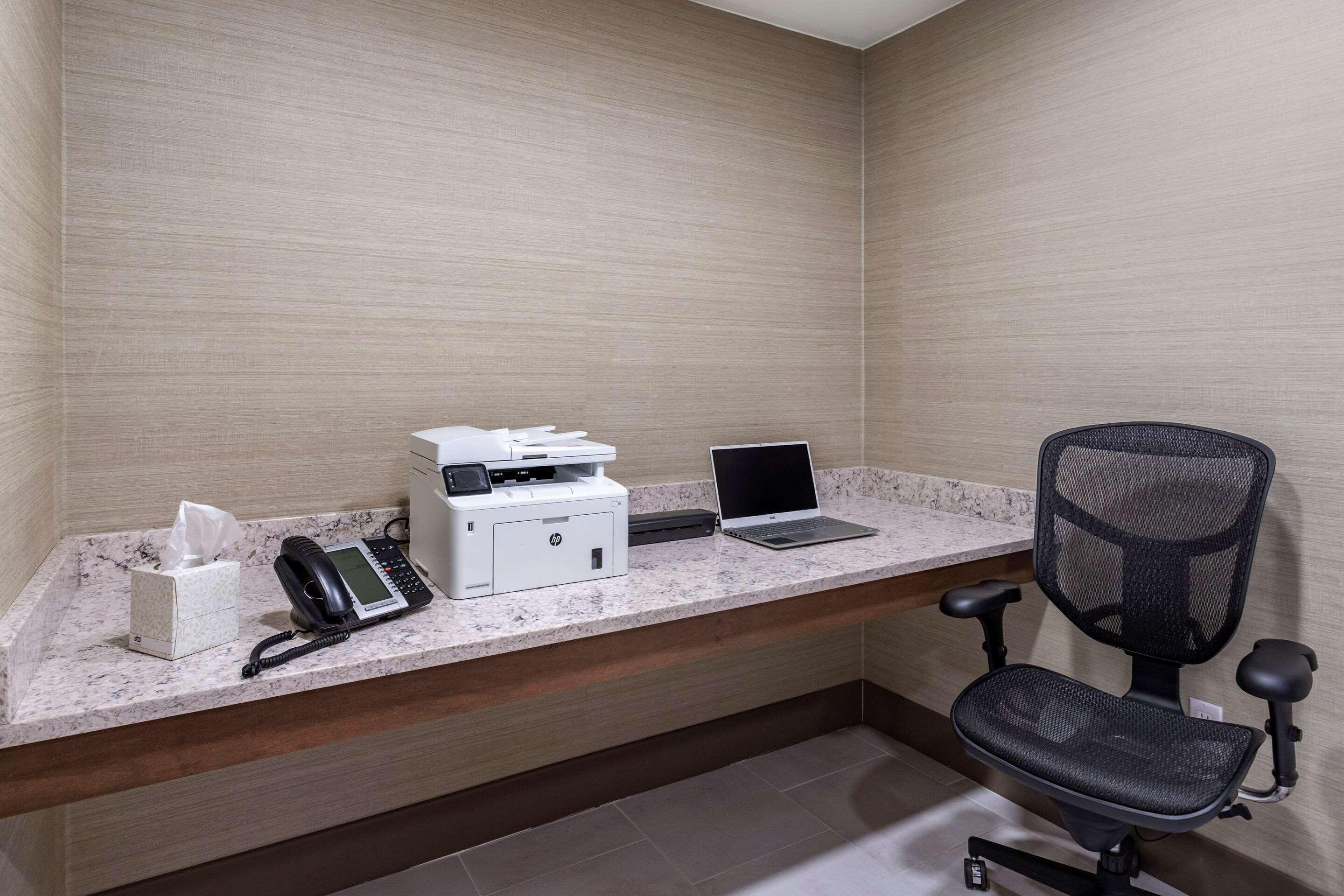 Comfort Inn Jfk Airport Ню Йорк Екстериор снимка