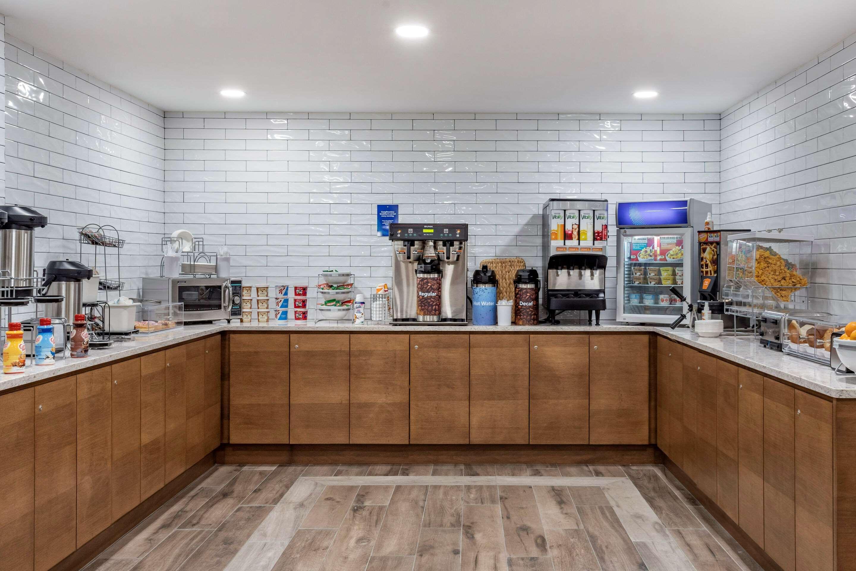 Comfort Inn Jfk Airport Ню Йорк Екстериор снимка