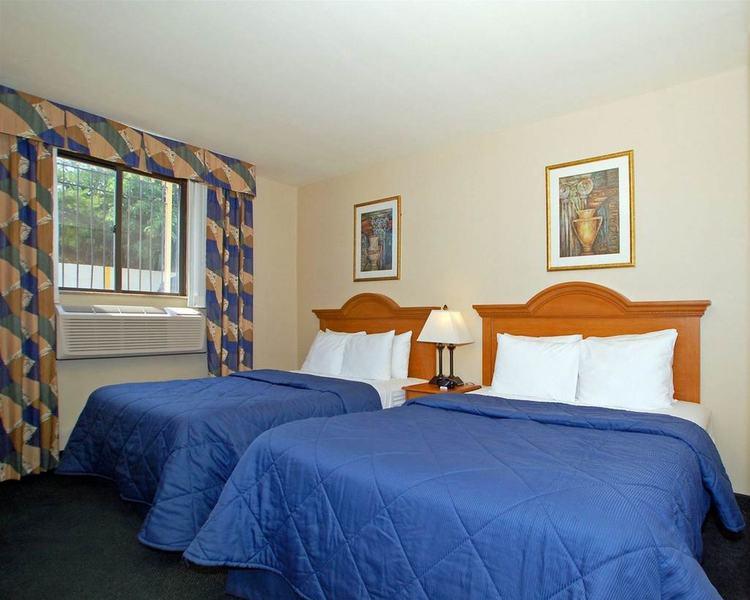 Comfort Inn Jfk Airport Ню Йорк Екстериор снимка